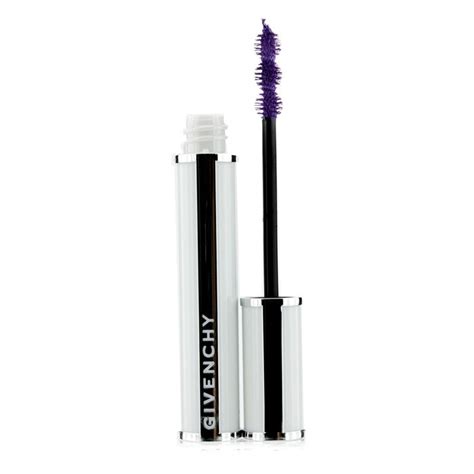 Mascara Waterproof 4 in 1 .